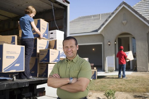 Safe loading and securing of furniture in a van