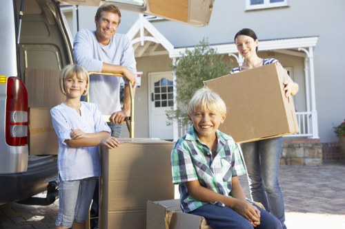 A local moving service helping customers with home moves in Twickenham